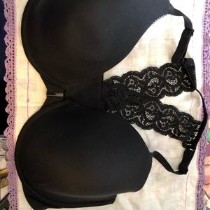 Victoria’s Secret 38G black underwire